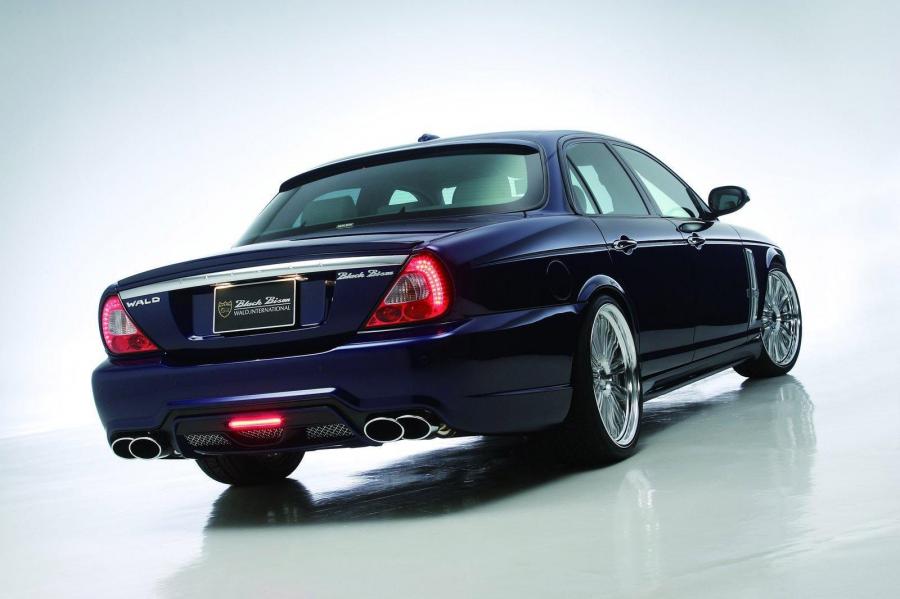  Jaguar XJ Black Bison Edition by Wald 2007 года  (фото 27 из 32)